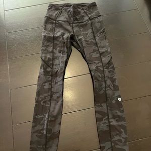 *SOLD* Lululemon Camo Leggings Size 4